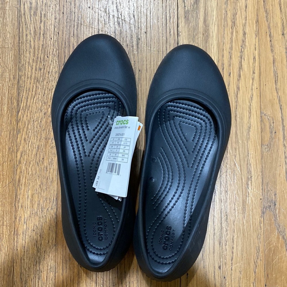Crocs work flat